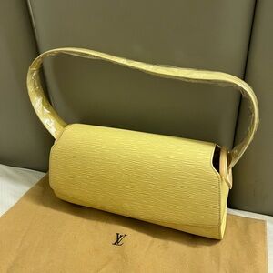 Louis Vuitton Nocturne Epi Leather - Yellow shoulder bag